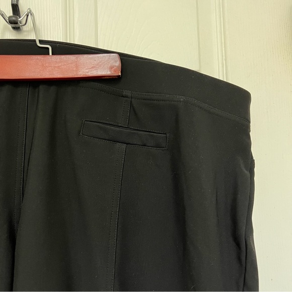 Women’s Pants - Picture 6 of 10